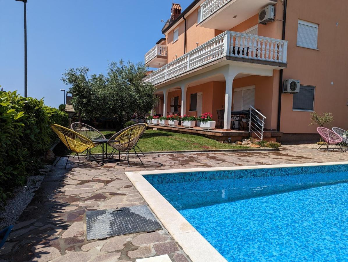 Villa Rosa Umag Extérieur photo