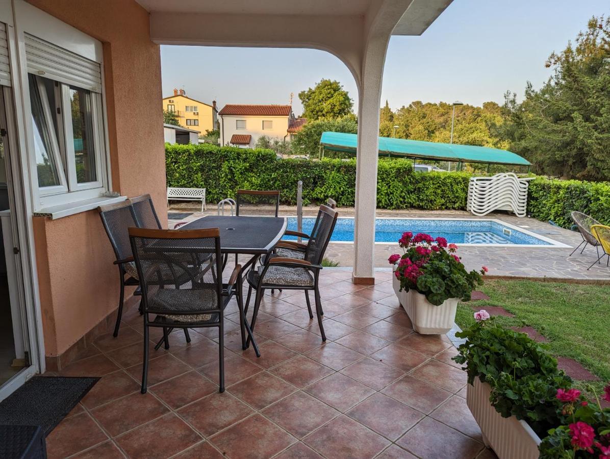 Villa Rosa Umag Extérieur photo