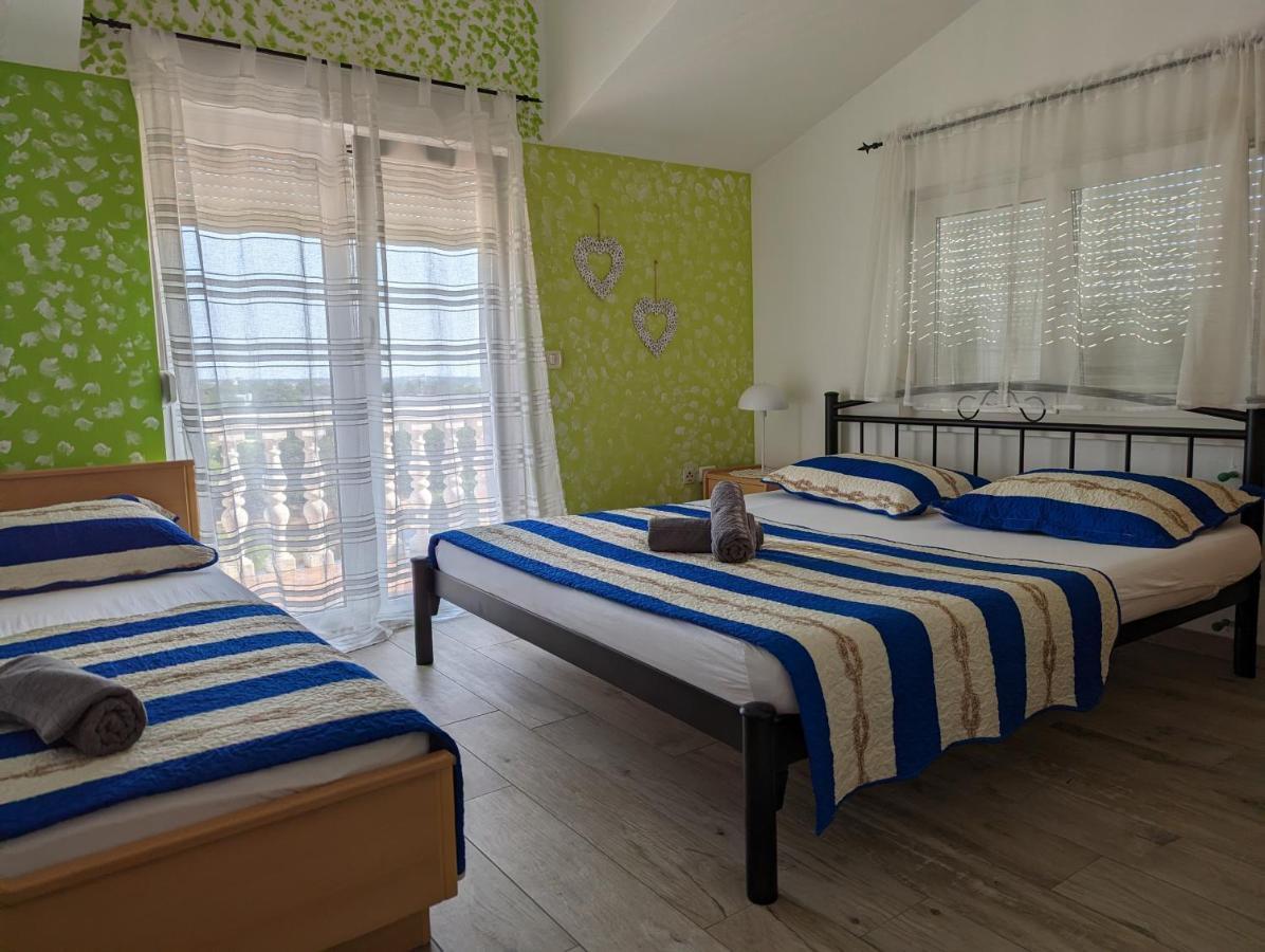 Villa Rosa Umag Extérieur photo