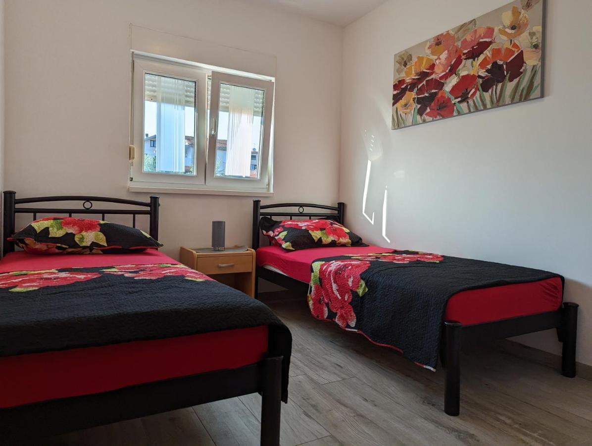 Villa Rosa Umag Extérieur photo